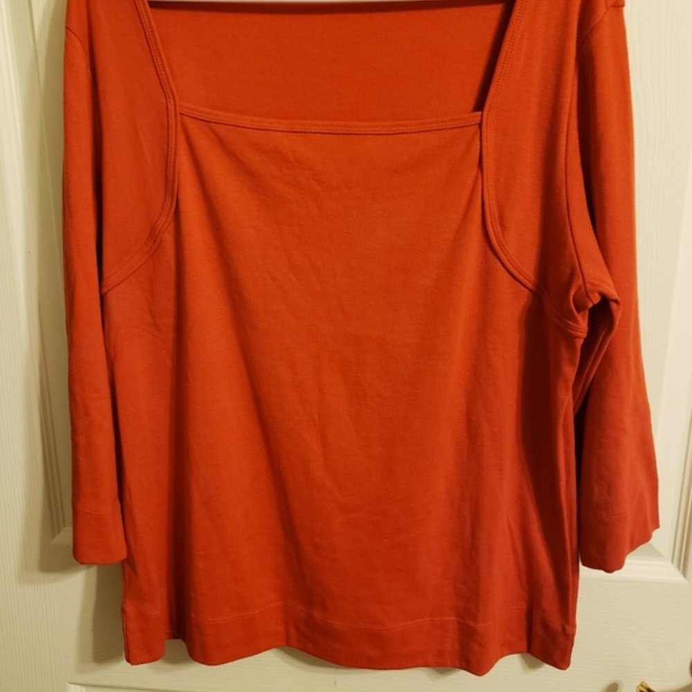 SALE** NWOT ** BOLERO LOOKING DESIGN TOP